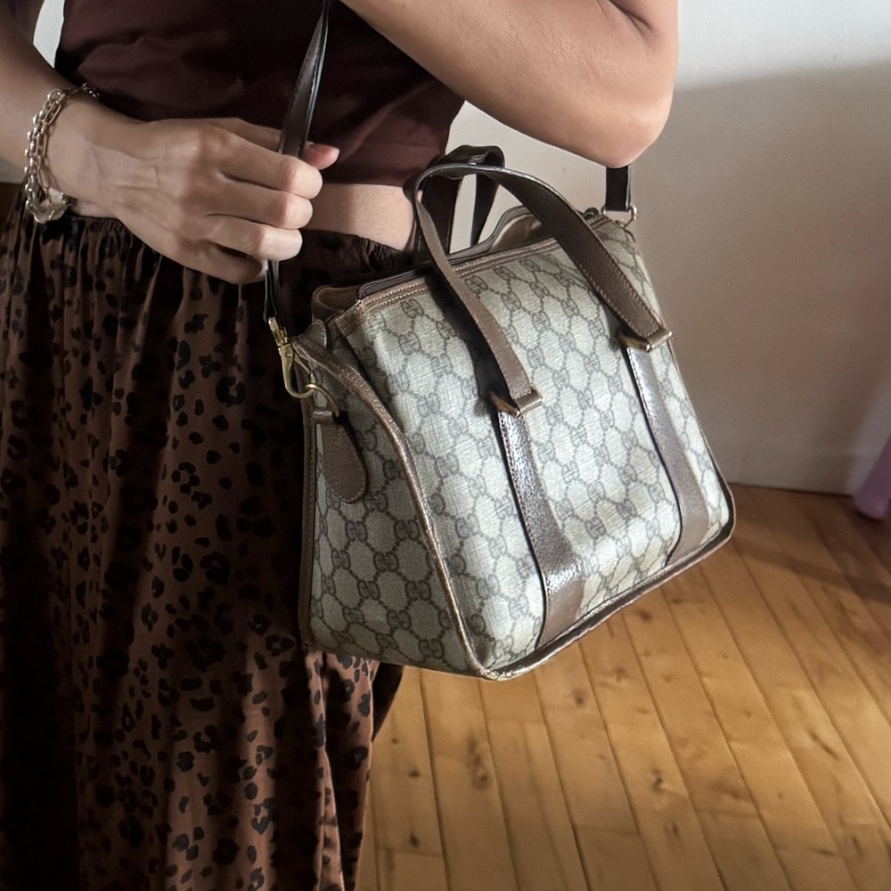 Authentic GUCCI Sherry Line GG Monogram Bag Beige and Brown Monogram Bag - Picture 15 of 15